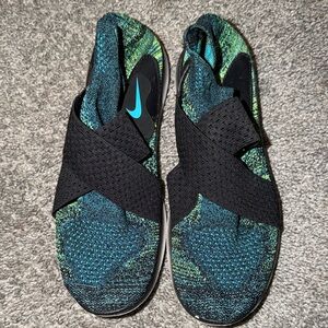 Nike Teal & Green Flyknit Cross-Strap Sandals